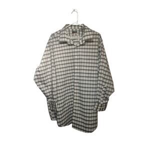 Van Heusen Men's Button Up Shirt Size 18.5 32/33(2X)